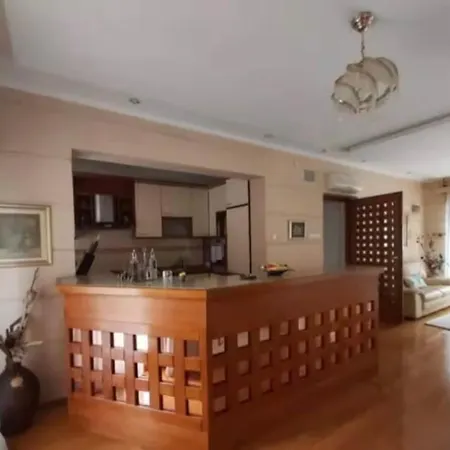 Royal View Villa *